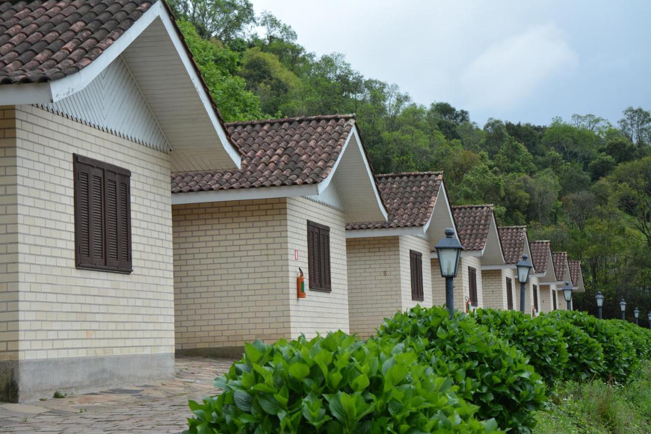 Pousada Parque Das Pitangueiras Flores da Cunha Ngoại thất bức ảnh